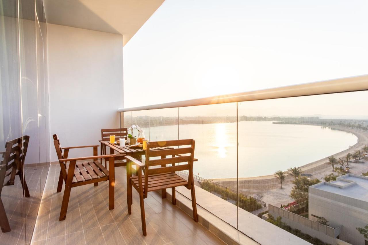 Live In The Middle Of Lagoons And Sea Ras al-Khaimah Exterior photo