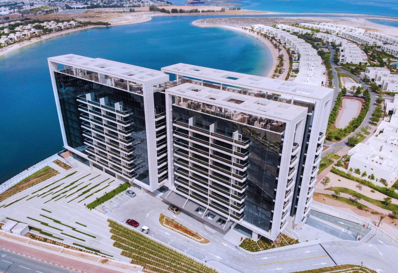Live In The Middle Of Lagoons And Sea Ras al-Khaimah Exterior photo